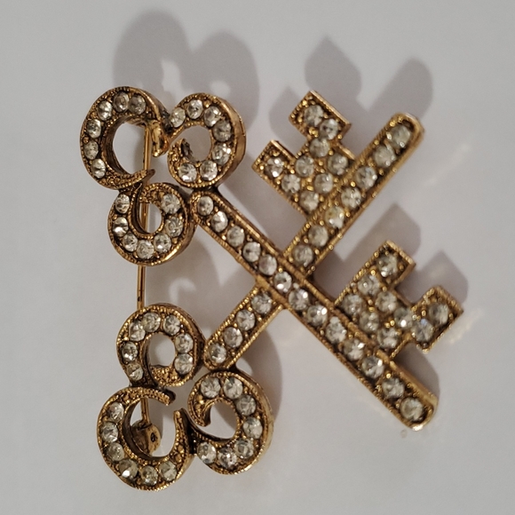 Vintage 80's R. Sirbin Double Rhinestone Key Rhinestone Pin - Picture 1 of 4